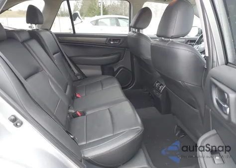 2015 Subaru Outback 2.5I Limited z USA, uszkodzony, nr VIN 4S4BSBJC4F3356915